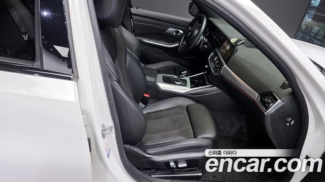 BMW 3 Series 2022 — ფოტო 11/20