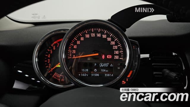 Mini Cooper 2021 — Şəkil 8/20