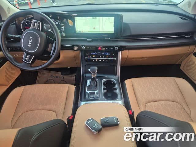 Kia Carnival 2022 — Фото 11/18