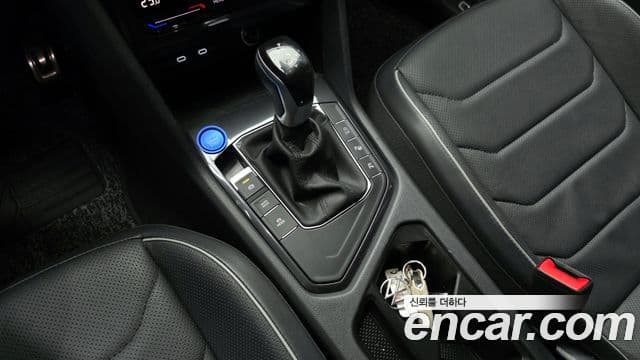 Volkswagen Tiguan Allspace 2024 — Şəkil 9/20