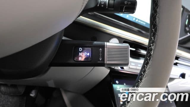 Hyundai Grandeur 2023 — ფოტო 9/20