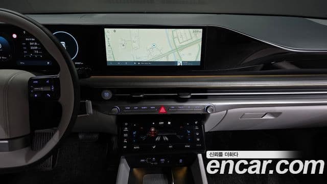 Hyundai Grandeur 2023 — ფოტო 14/20