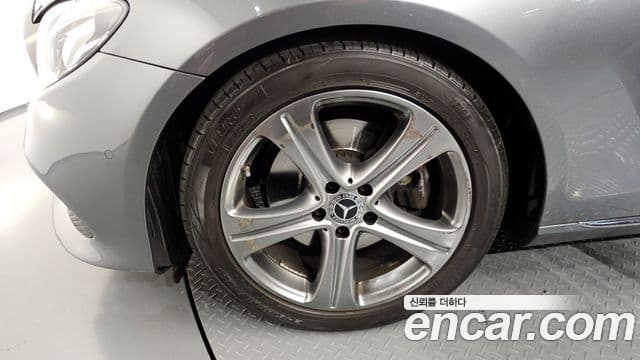 Mercedes-Benz E-Class 2018 — Şəkil 5/20
