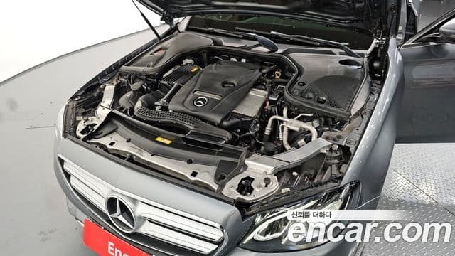 Mercedes-Benz E-Class 2018 — Şəkil 6/20