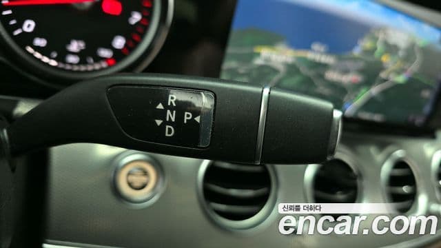Mercedes-Benz E-Class 2018 — Şəkil 9/20