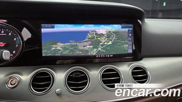 Mercedes-Benz E-Class 2018 — Şəkil 16/20