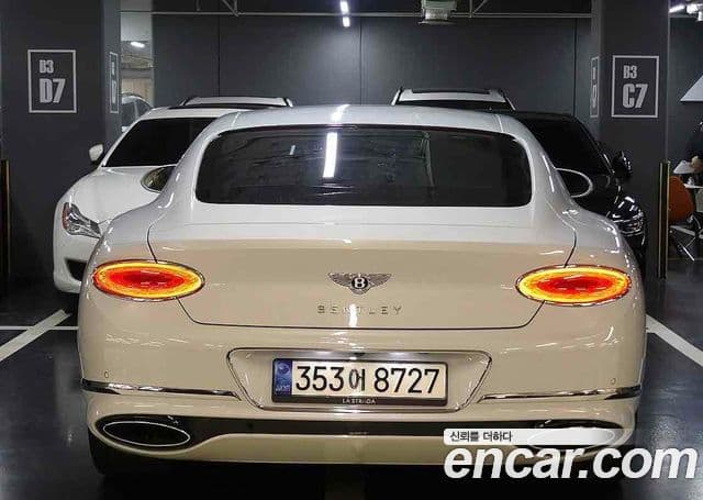 Bentley Continental GT 2018 — ფოტო 3/18