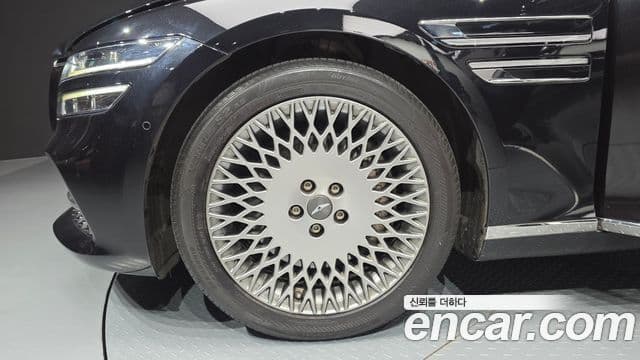 Genesis G80 2022 — Şəkil 8/30