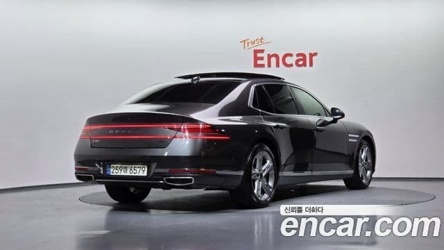 Genesis G90 2022 — Photo 17/20