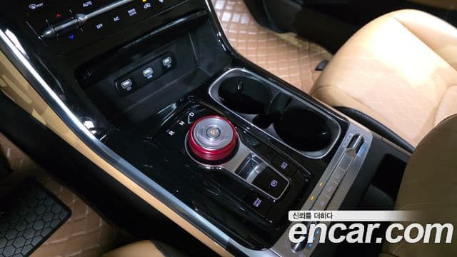 Kia Carnival 2022 — Şəkil 9/20
