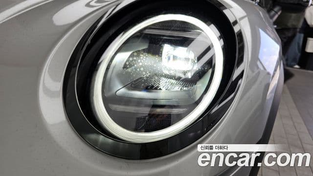 Mini Cooper S 2026 — Photo 36/37