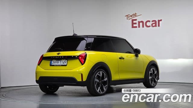 Mini Cooper S 2026 — ფოტო 2/20