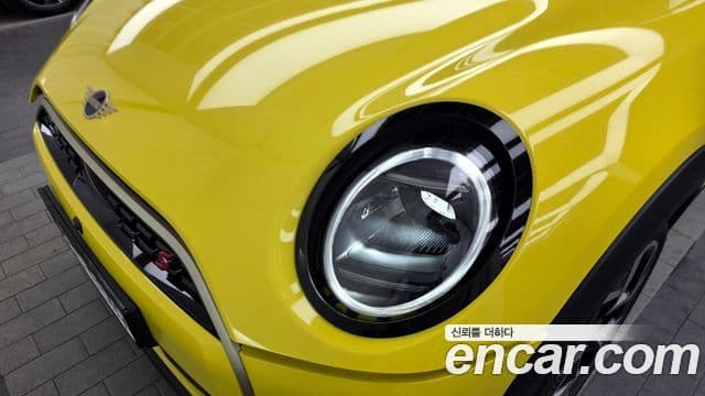 Mini Cooper S 2026 — Photo 28/34
