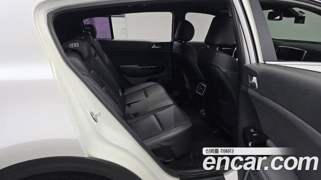 Kia Sportage The Bold 2019 — ფოტო 11/20