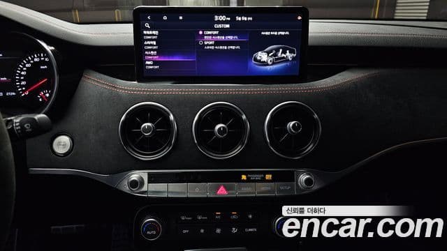 Kia Stinger 2022 — Фото 14/20