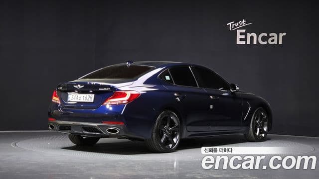 Genesis G70 2019 — Photo 13/20