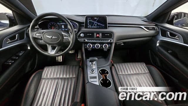 Genesis G70 2019 — Photo 16/20