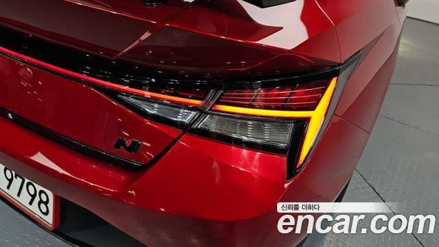 Hyundai The New Avante Hybrid 2022 — Photo 28/32