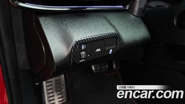 Hyundai The New Avante Hybrid 2022 — Photo 13/32