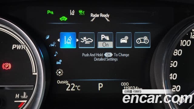 Toyota Camry 2018 — ფოტო 3/32