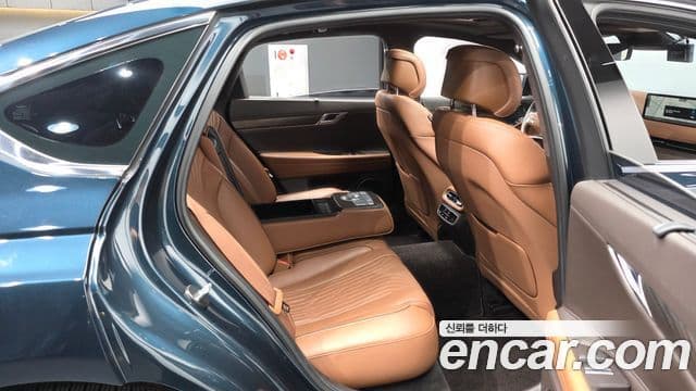 Genesis G80 2022 — ფოტო 17/20