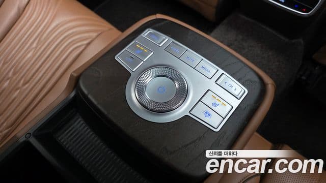 Genesis G80 2022 — ფოტო 19/20