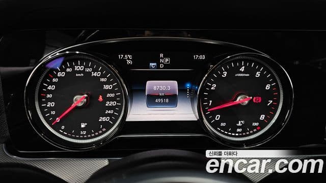 Mercedes-Benz E-Class 2018 — ფოტო 8/20