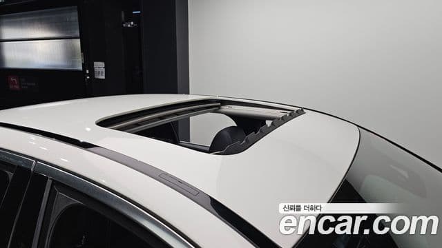 Mercedes-Benz E-Class 2018 — ფოტო 19/20