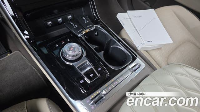 Kia Carnival 2022 — Şəkil 9/20
