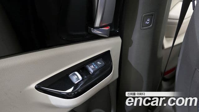 Kia Carnival 2022 — Şəkil 13/20