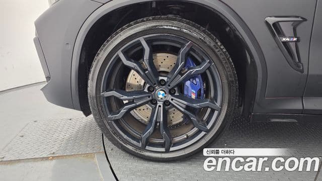 BMW X4 2019 — ფოტო 4/20