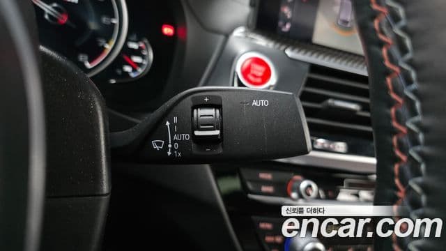 BMW X4 2019 — ფოტო 15/20