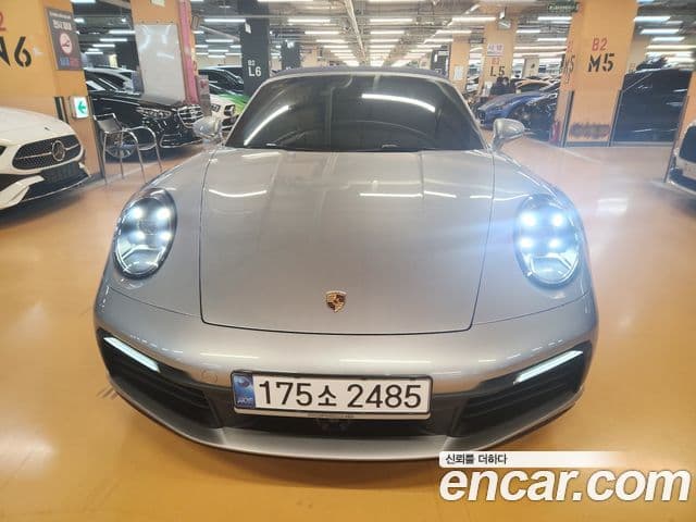 Porsche 911 2024 — Photo 8/20