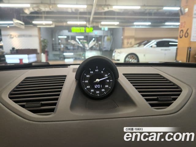 Porsche 911 2024 — Photo 6/20