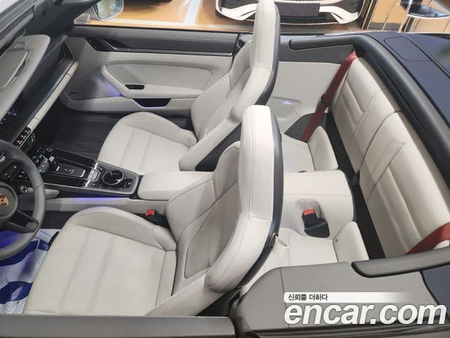 Porsche 911 2024 — Photo 14/20