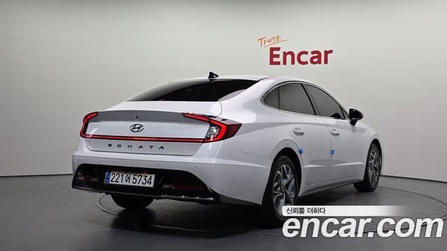 Hyundai Sonata 2022 — ფოტო 2/20