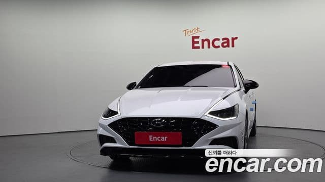 Hyundai Sonata 2022 — ფოტო 3/20
