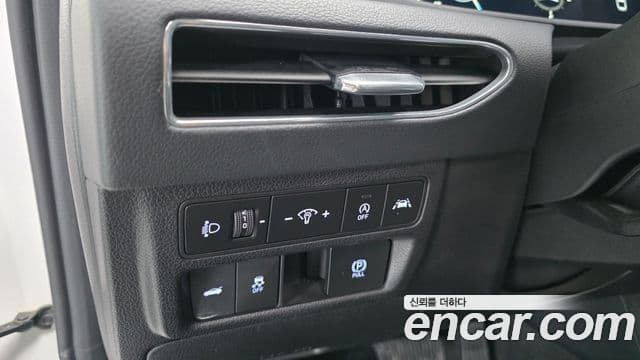 Hyundai Sonata 2022 — ფოტო 13/20