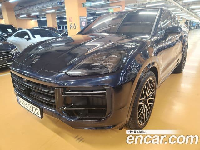 Porsche Cayenne 2025 — ფოტო 2/20