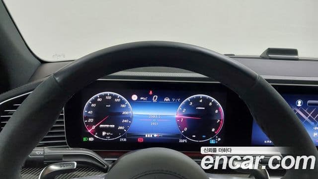 Mercedes-Benz GLE-Class 2025 — Şəkil 7/17