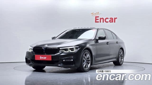 BMW 5 Series 2018 — Photo 19/20