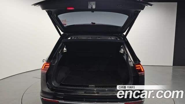 Volkswagen Tiguan 2018 — фото 20 из 20