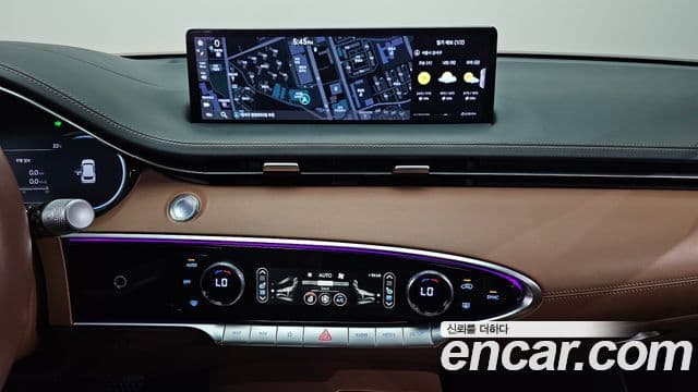 Genesis GV70 2021 — ფოტო 33/33