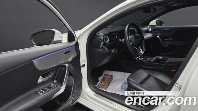 Mercedes-Benz A-Class 2022 — Şəkil 10/20