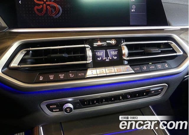 BMW X5 2022 — ფოტო 17/20