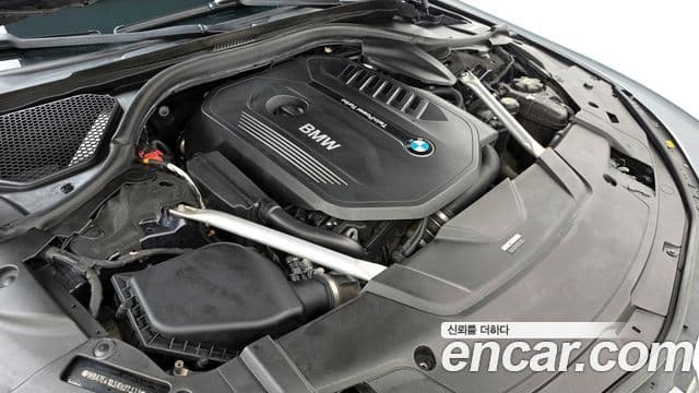 BMW 7 Series 2018 — ფოტო 14/20
