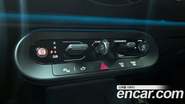 Mini Cooper Countryman Electric 2025 — Photo 3/30