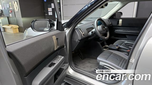 Mini Cooper Countryman Electric 2025 — Photo 19/30