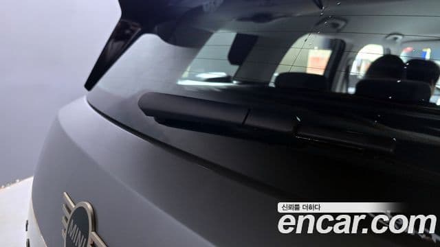 Mini Cooper Countryman Electric 2025 — Photo 30/30