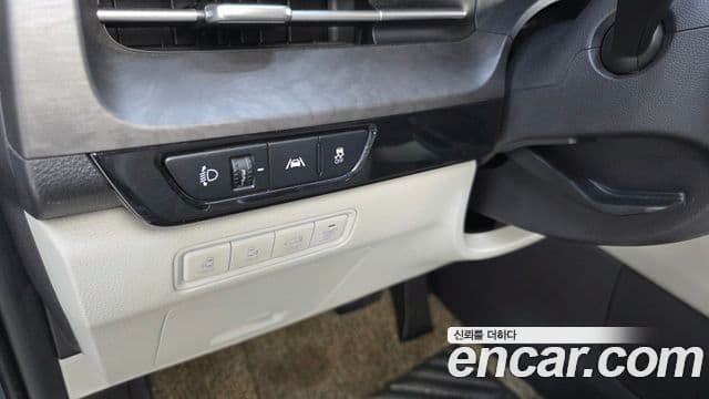 Kia Carnival 2021 — Photo 2/30